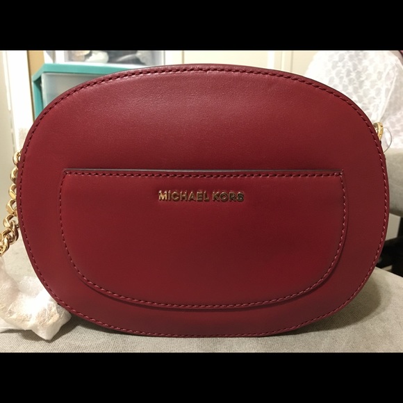 SALE 🌹MICHAEL KORS SEQUINS GINNY MEDIUM MESSENGER - Picture 6 of 8